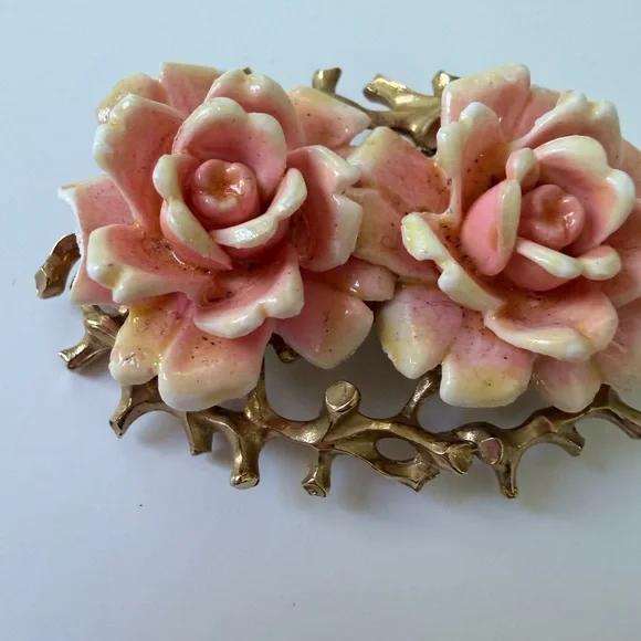Charming Floral Brooch with Gold Detailing Vintage Judy Lee Rose Floral Brooch